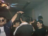 A party-szemveg tulajdonosa s a galery. :)