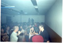 Pisty rlpett a fstgp gombjra. :)